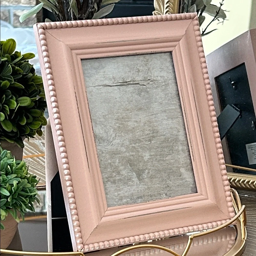 NEW! Shabby Chic Elegant Pink Beaded Wood 5x7 Photo Picture Frame